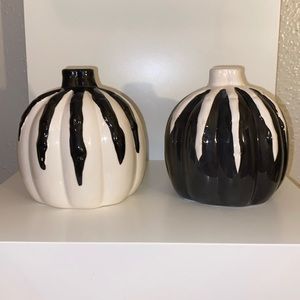 Halloween decor | 2pc ceramic pumpkin |